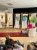 Frau Brill liest den Kindern vor.